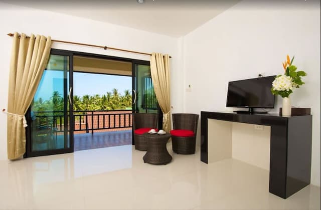Jungle House furthest away from the beach with Double Bed