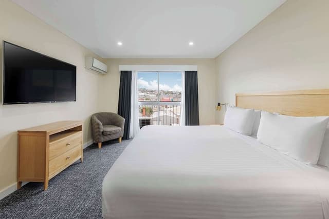Standard Apartment, Multiple Beds, Non Smoking, Balcony