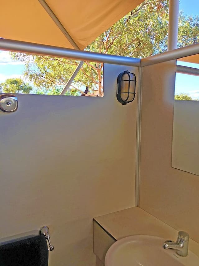 Deluxe Eco Tent King