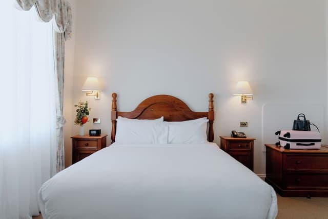 Mountain View Room
