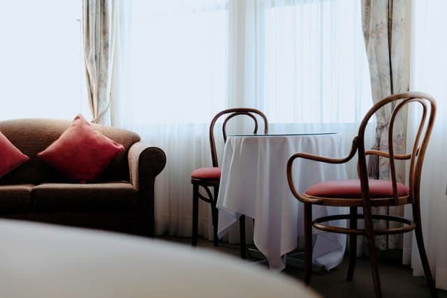 Mountain View Room