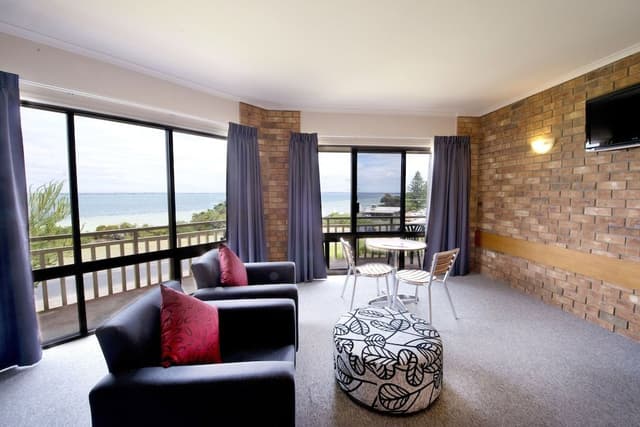 Superior Room, 1 King Bed