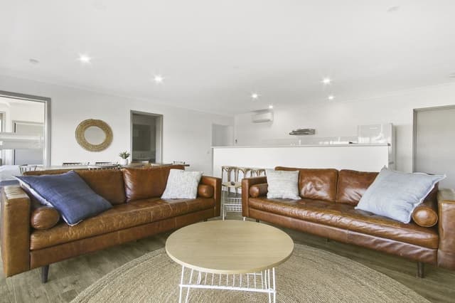 Three Bedroom Apartment - Waterview