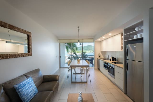 1 Bedroom Ocean View Apartment