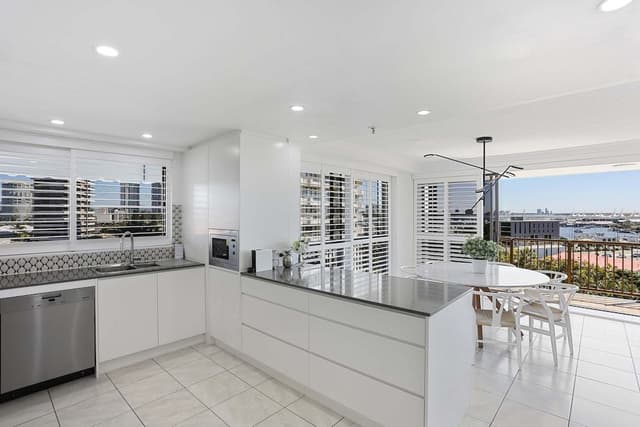 3 Bedroom Marina View Superior Apartment