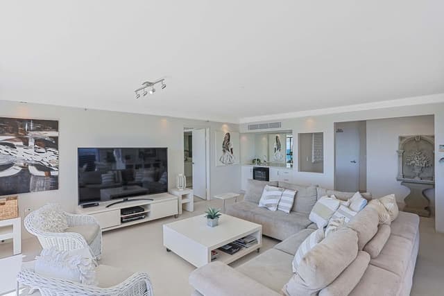3 Bedroom Marina View Superior Apartment