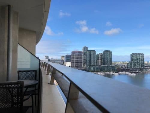 2-Bedroom Apartment with 2 Bathroom