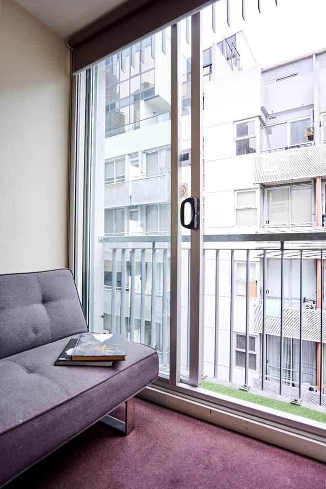 Deluxe One Bedroom Apartment