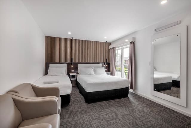 Executive Triple Room