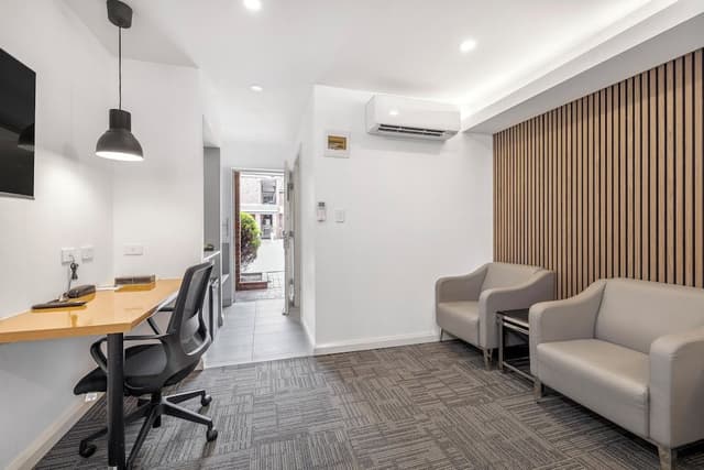 Executive Room