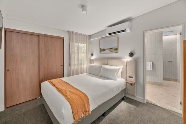 The Director's Suite Free WIFI and parking