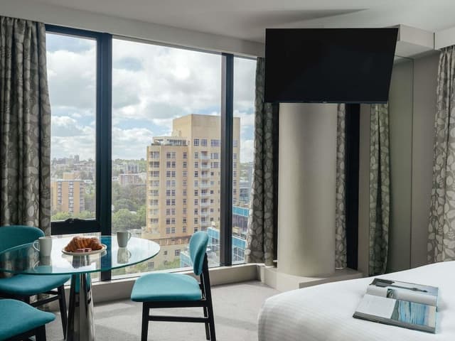 Suite, 2 Bedrooms (Two Bedroom Open Plan Suite)