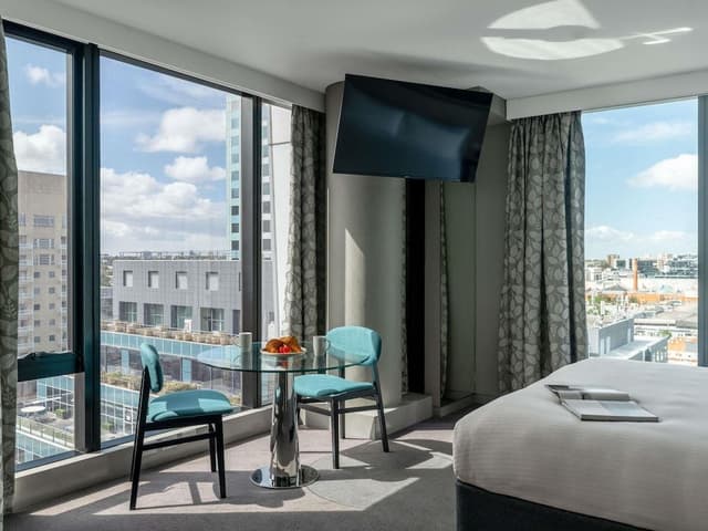 Suite, 2 Bedrooms (Two Bedroom Open Plan Suite)