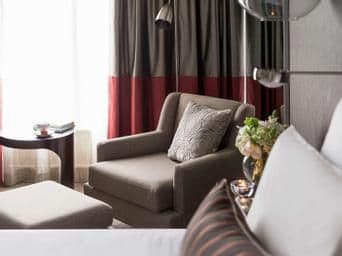 Superior Room with Lake View