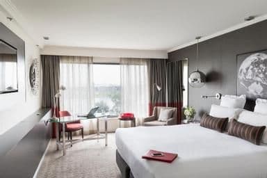 Superior Room with Lake View