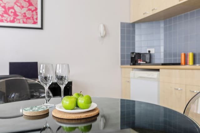 One Bedroom Apartment