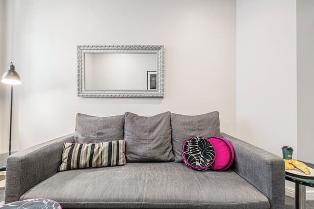 Superior One Bedroom Apartment