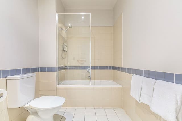 One Bedroom Apartment