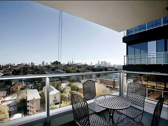 One Bedroom Apartment