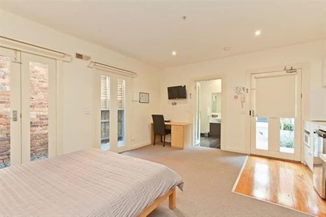 Budget Room