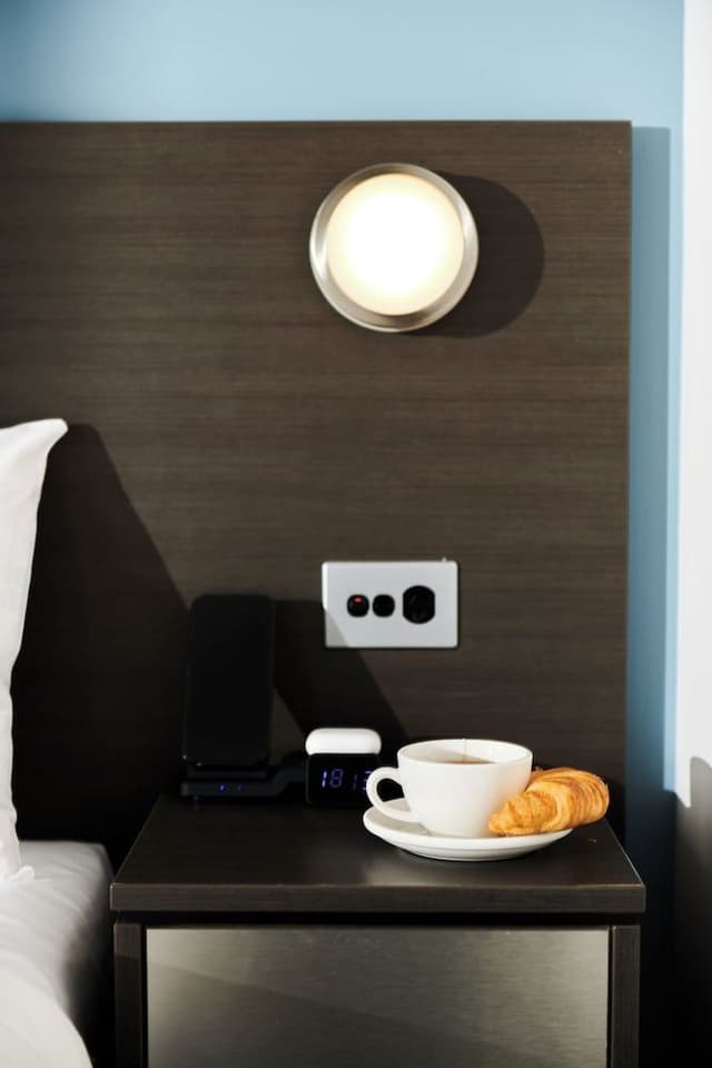 Queen Ensuite Room with Balcony and City View