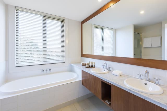 1 Bedroom Suite