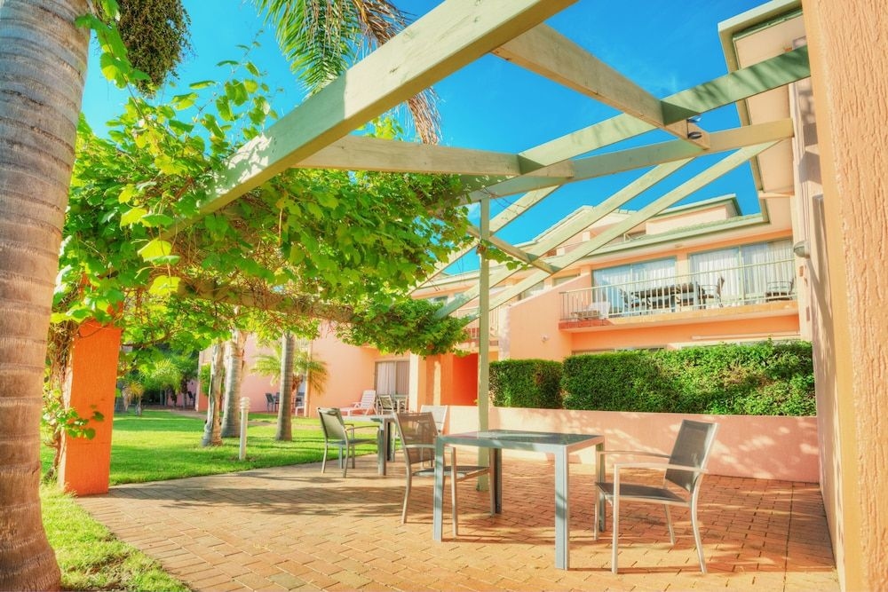Tuscany Apartments2