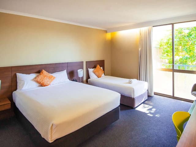 Superior Queen Room