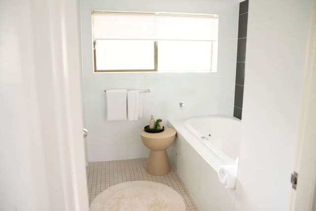 Suite, 1 King Bed, Non Smoking, Balcony