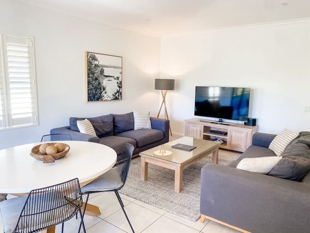 2 Bedroom Superior Apartment