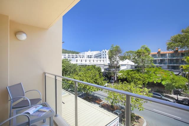 Apartment, 3 Bedrooms, City View