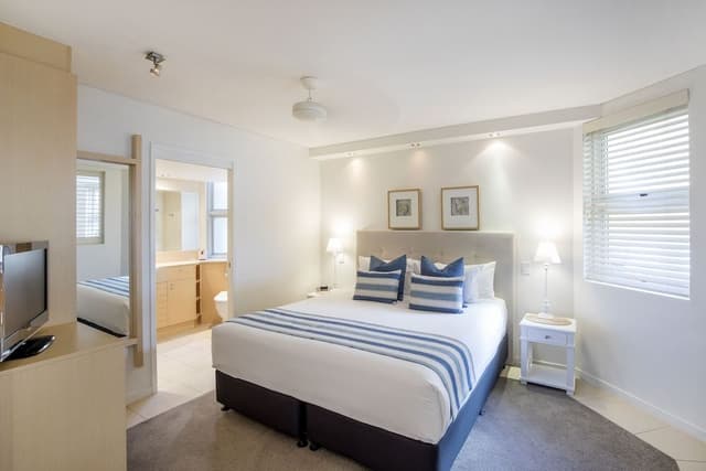 Apartment, 1 Bedroom, Partial Ocean View