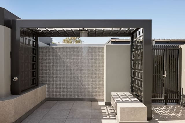 One Bedroom Beachfront Rooftop Terrace Apartment