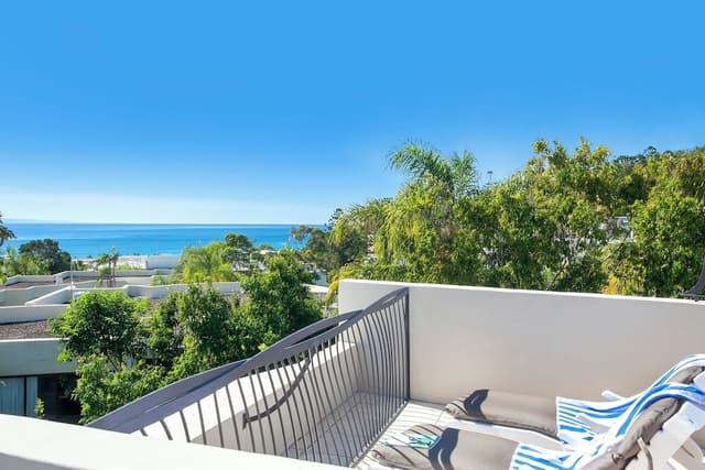 Pool View Penthouse