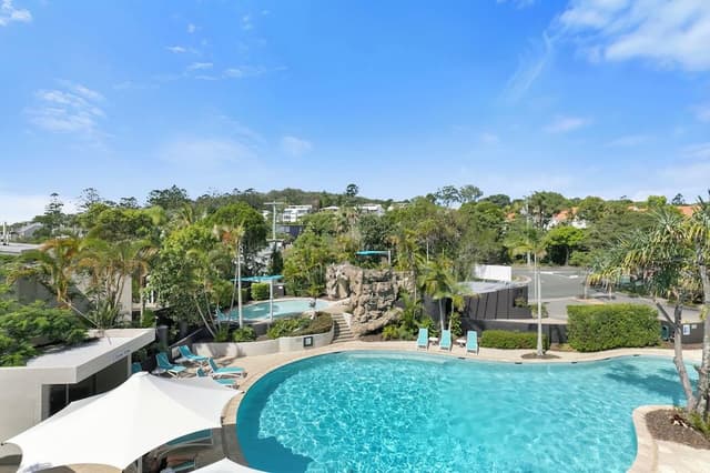 Pool View Penthouse