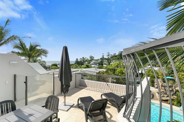 Pool View Penthouse