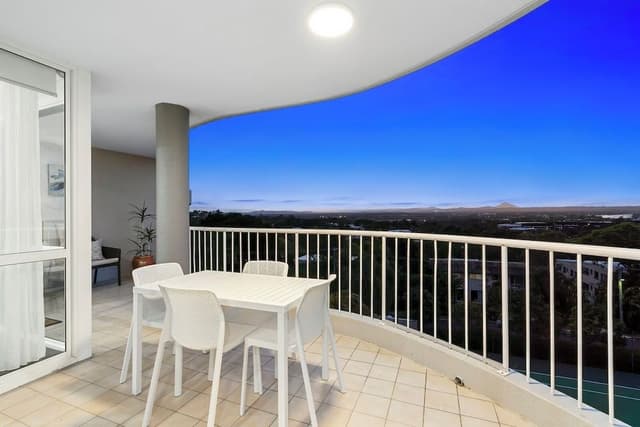 Premium Penthouse, Hot Tub, Mountain View