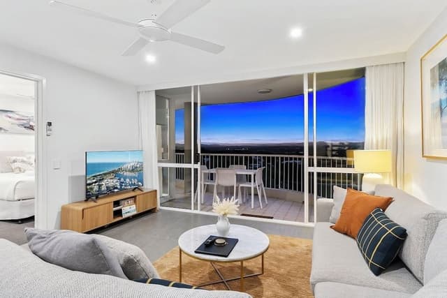 Premium Apartment, 2 Bedrooms, Hot Tub, Mountain View
