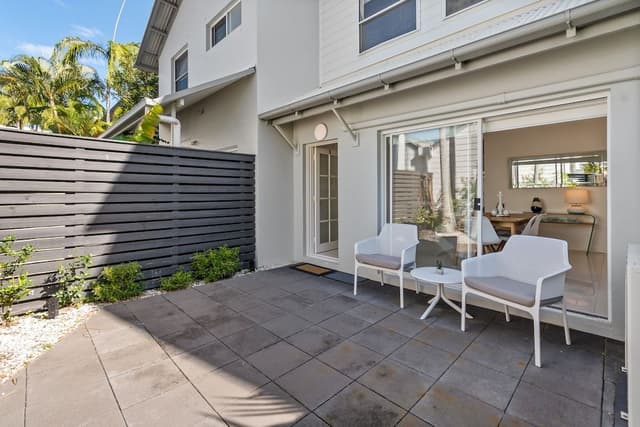 2 Bedroom Waterfront