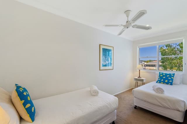 3 Bedroom Waterfront