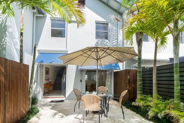 3 Bedroom Waterfront