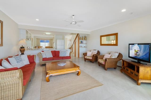 3 Bedroom Waterfront