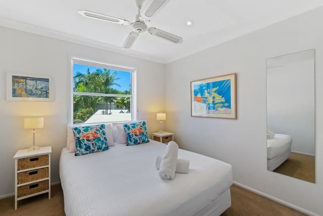 3 Bedroom Waterfront