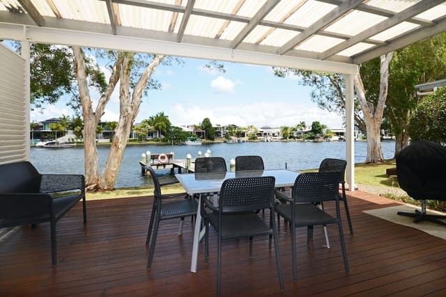 3 Bedroom Deluxe Waterfront
