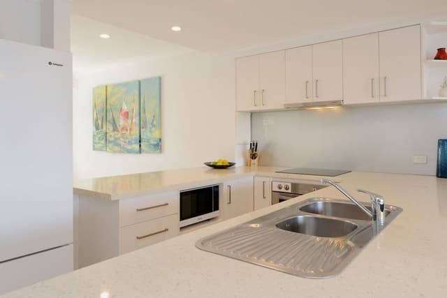 3 Bedroom Deluxe Waterfront