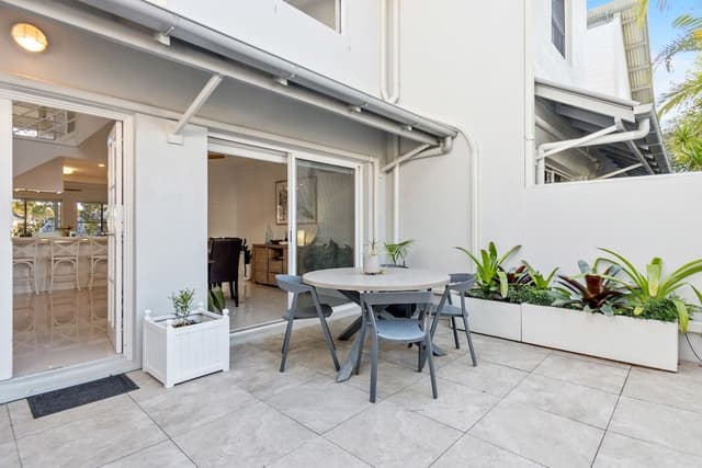 3 Bedroom Waterfront