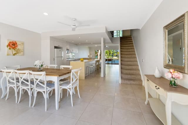 3 Bedroom Deluxe Waterfront