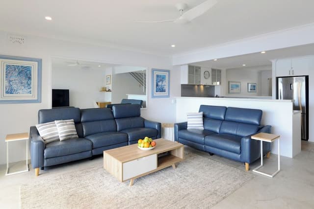 3 Bedroom Deluxe Waterfront