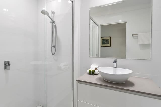 3 Bedroom Waterfront
