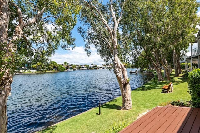 2 Bedroom Waterfront